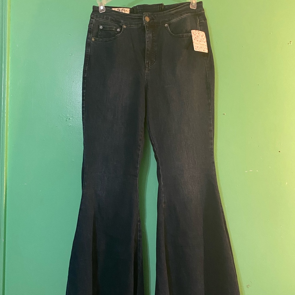 Free People-CRVY Super High-Rise Lace-Up Flare(30) - Picture 6 of 12